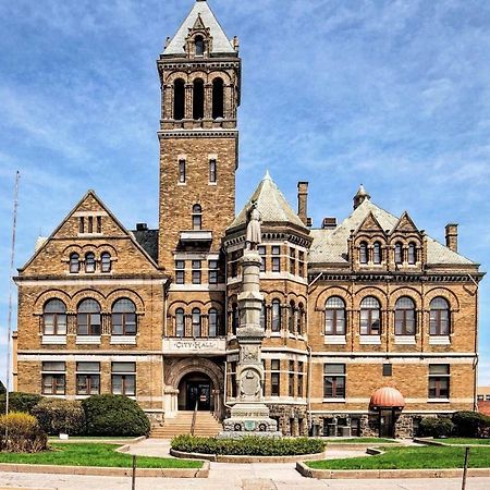 City Hall Grand Hotel Williamsport Ruang foto